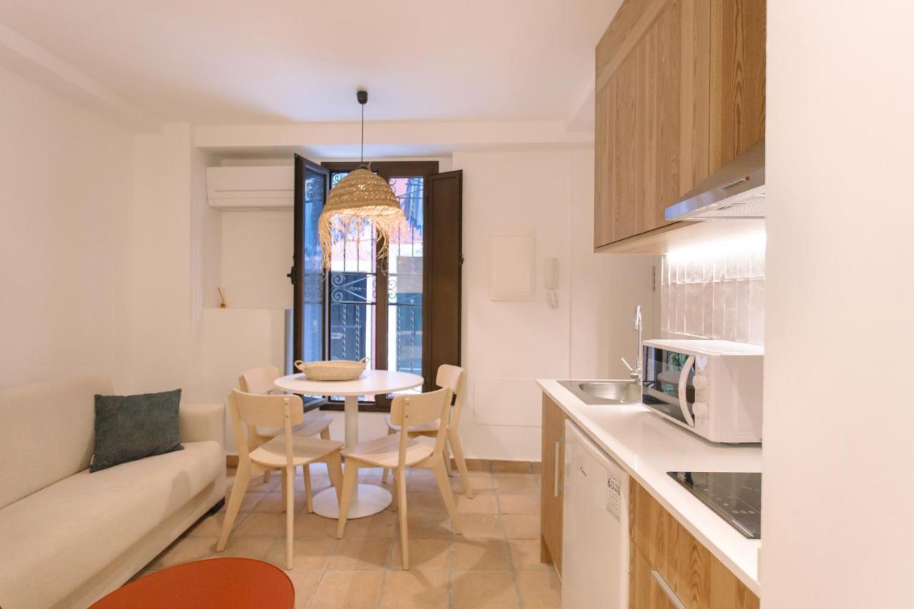 La Vila Hort By Seaward Suites 빌라조요사 외부 사진