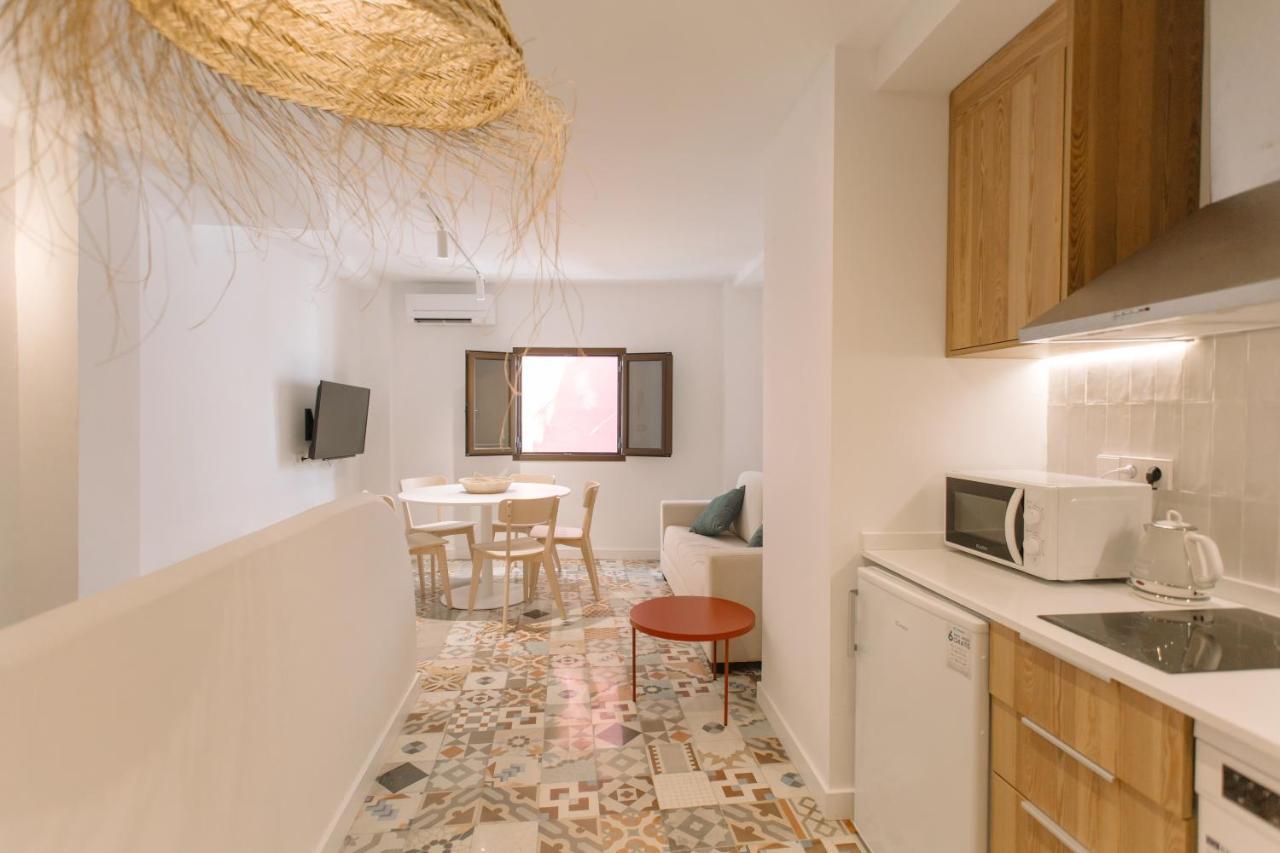 La Vila Hort By Seaward Suites 빌라조요사 외부 사진
